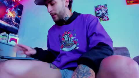 Snapshot of drako_lamar chatting on November 2025 02:06:02 PM Drako online show from November 2025 02:06:02 PM