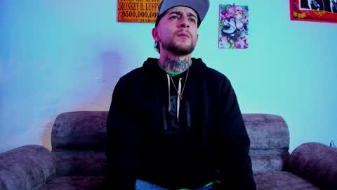 Snapshot of drako_lamar chatting on December 2025 01:05:02 PM Drako online show from December 2025 01:05:02 PM