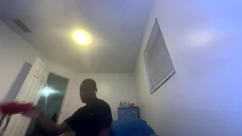 Snapshot of drakoblush chatting on May 2026 04:08:02 AM Dru online show from May 2026 04:08:02 AM