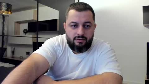 Draven A online show from March 2025 06:40:02 PM