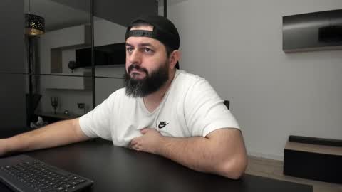 DravenPeak online show from December 2025 12:40:02 AM