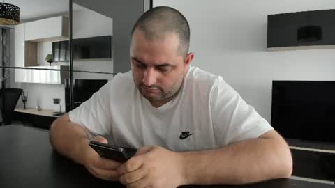 Snapshot of dravenpeak chatting on June 2026 07:40:02 AM DravenPeak online show from June 2026 07:40:02 AM