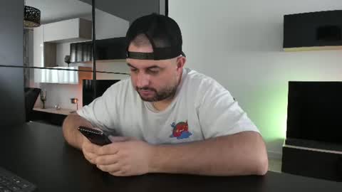 Snapshot of dravenpeak chatting on June 2026 01:03:01 PM DravenPeak online show from June 2026 01:03:01 PM