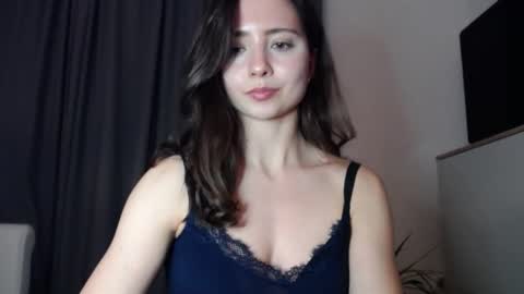 Snapshot of dream_nicole02 chatting on December 2025 02:44:02 PM Nicole online show from December 2025 02:44:02 PM