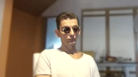 Snapshot of dreambob chatting on November 2025 10:13:02 AM Dreambob online show from November 2025 10:13:02 AM