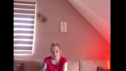Snapshot of dreamcatcherfantasy chatting on July 2026 07:37:02 AM A girl online show from July 2026 07:37:02 AM
