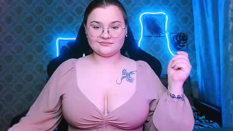 dreamforyoue2 online show from February 2026 07:03:02 PM