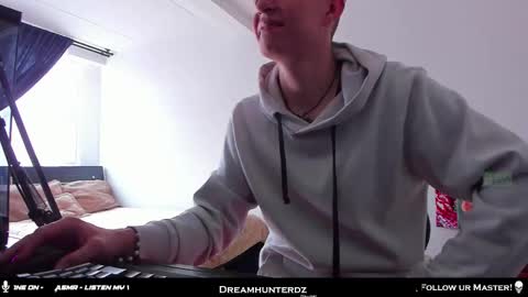 Your lord. - ONLINE  1500 Pm to 2100 Pm - New York Hour online show from January 2026 07:49:02 PM