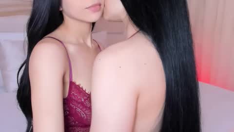 Snapshot of dreamsgirl18 chatting on September 2025 08:36:01 PM Evablonde Abby black hair online show from September 2025 08:36:01 PM
