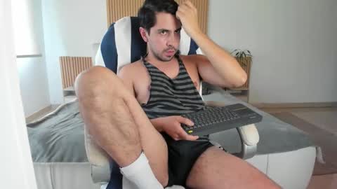 Diego online show from November 2025 09:48:02 PM