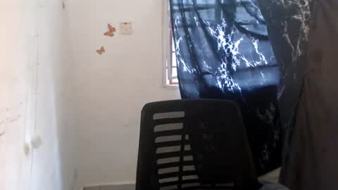 Snapshot of dreamy_wetpussy chatting on June 2026 07:35:02 AM BEAUTY online show from June 2026 07:35:02 AM