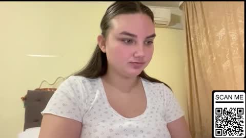 Mila online show from November 2025 10:36:01 AM