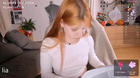 my name is Lia online show from October 2025 09:11:01 PM