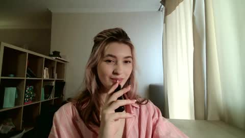 Dia online show from March 2026 12:16:01 PM