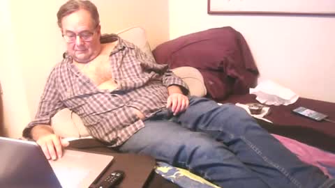 Snapshot of drfeelgood777 chatting on December 2024 03:40:02 AM Dr. Feelgood online show from December 2024 03:40:02 AM