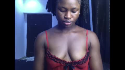 dripping_luna online show from February 2025 03:01:01 AM