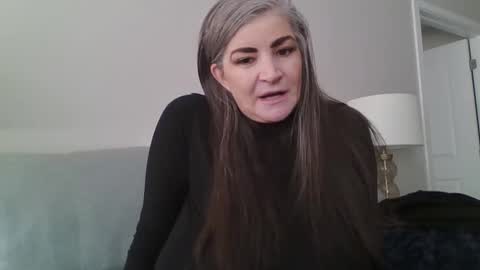 Angie online show from December 2024 07:32:01 PM