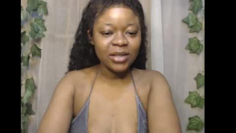 Snapshot of dripqueenx chatting on January 2026 06:29:01 AM linda online show from January 2026 06:29:01 AM
