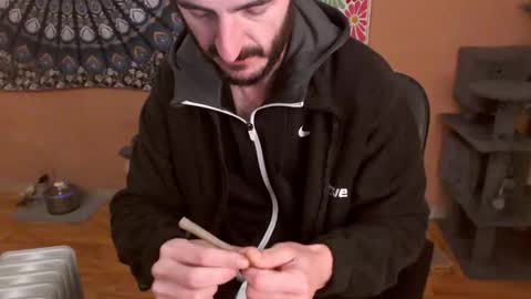 River online show from December 2025 01:32:01 AM