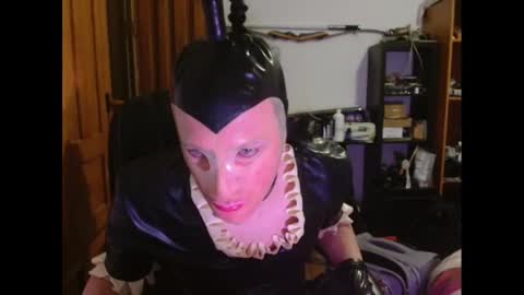 Snapshot of drone1397 chatting on January 2025 09:51:02 PM Drone1397 online show from January 2025 09:51:02 PM