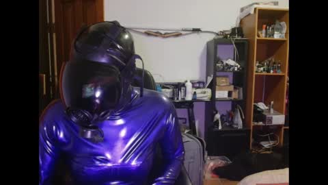 Snapshot of drone1397 chatting on February 2025 11:44:01 PM Drone1397 online show from February 2025 11:44:01 PM