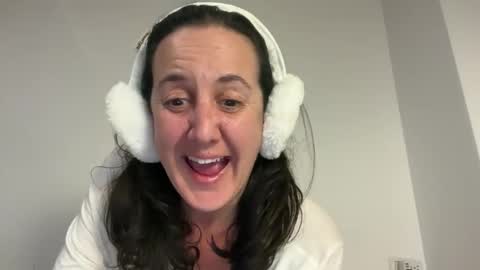 Dr. Resa online show from February 2026 07:39:02 PM