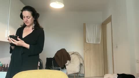 Dr. Resa online show from February 2026 07:59:02 AM