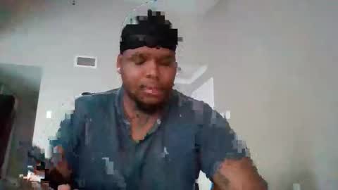 SmoovFanz online show from November 2025 07:04:02 PM