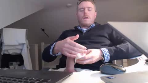 Snapshot of dubpistol_99 chatting on January 2026 04:11:01 PM dubpistol_99 online show from January 2026 04:11:01 PM