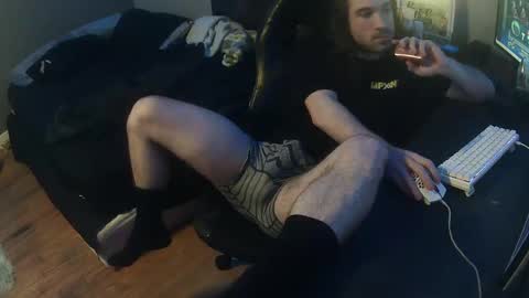 Snapshot of dubz0205 chatting on December 2024 02:46:01 AM dubz0205 online show from December 2024 02:46:01 AM