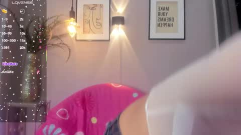 Snapshot of dulce__fiore07 chatting on October 2025 01:18:02 PM dulce__fiore07 online show from October 2025 01:18:02 PM