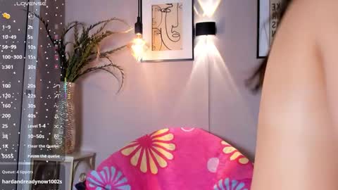 Snapshot of dulce__fiore07 chatting on November 2025 01:12:02 PM dulce__fiore07 online show from November 2025 01:12:02 PM