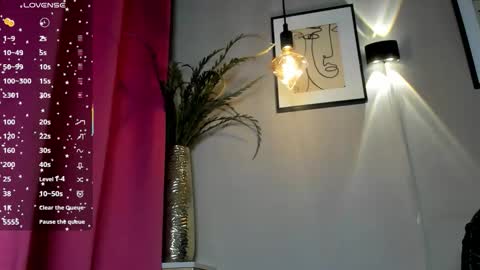 Snapshot of dulce__fiore07 chatting on November 2025 12:22:01 PM dulce__fiore07 online show from November 2025 12:22:01 PM