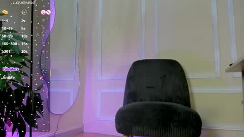 Snapshot of dulce__fiore07 chatting on December 2025 12:03:02 PM dulce__fiore07 online show from December 2025 12:03:02 PM