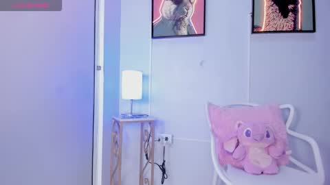 dulce__fiore07 online show from February 2026 12:14:01 PM