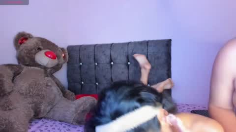 dulce_and_lion online show from November 2025 01:11:01 AM