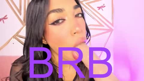 Dulce online show from November 2025 01:23:02 PM