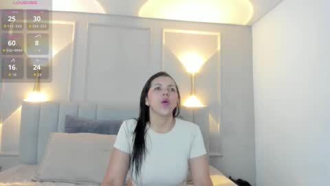 Emi  online show from March 2026 12:16:01 PM