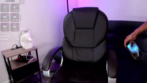 Snapshot of dulce_kitty13 chatting on November 2025 03:28:01 AM Kitty online show from November 2025 03:28:01 AM