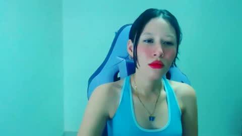 Snapshot of dulce_mauren chatting on December 2025 04:52:01 AM dulce_mauren online show from December 2025 04:52:01 AM