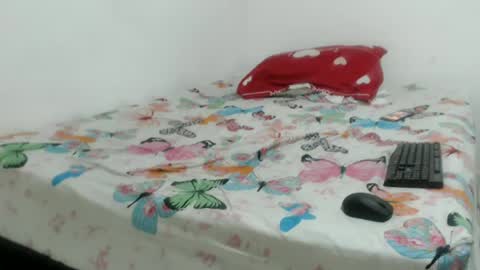 dulcefuegoxxx online show from June 2026 08:29:02 PM