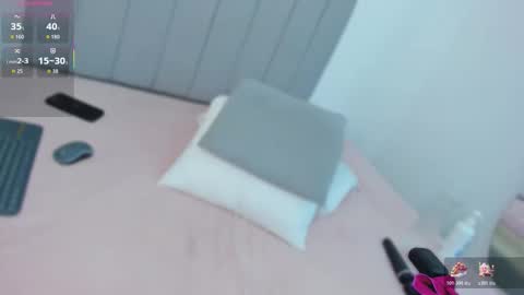 Snapshot of dulcehills_ chatting on November 2025 03:09:02 AM online show from November 2025 03:09:02 AM