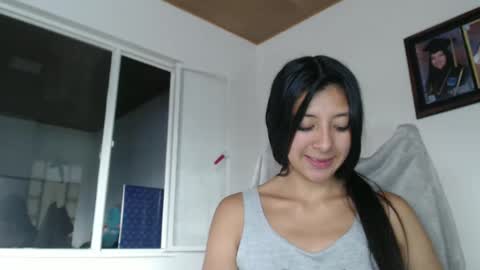 dulceisabellax online show from February 2025 09:07:02 PM