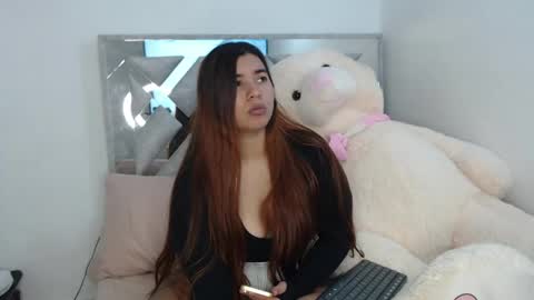 Snapshot of dulcejoness chatting on May 2026 11:44:01 PM dulcejoness online show from May 2026 11:44:01 PM