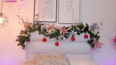 Snapshot of dulcepatersson chatting on December 2024 08:15:01 PM DULCE online show from December 2024 08:15:01 PM