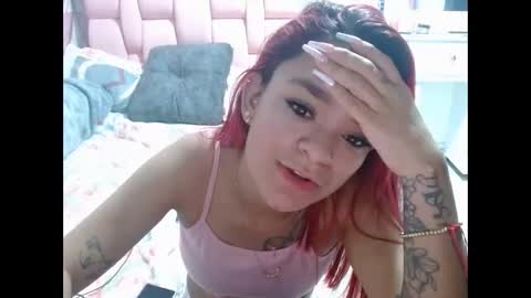 dulcereyes1026 online show from October 2025 04:24:01 AM