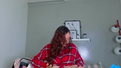 Dulce Sexy  online show from July 2026 06:10:02 PM