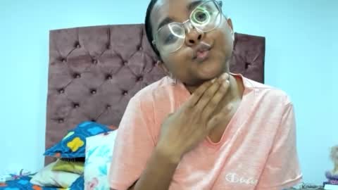 dulcetemtation14 online show from November 2025 05:33:01 PM