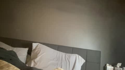 dumbblondexoxo online show from December 2024 03:37:01 AM