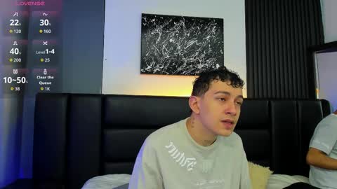 Thomas and Noah online show from October 2025 12:09:01 PM